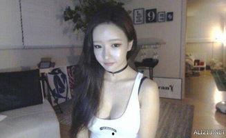 女主播直播再加棒棒,再加棒棒，人气爆棚！