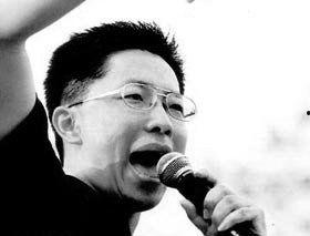 李阳的个人资料,从英语狂热者到教育改革先锋的传奇人生